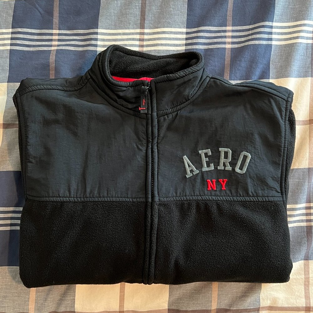 Aeropostale Black Fleece Size Medium
